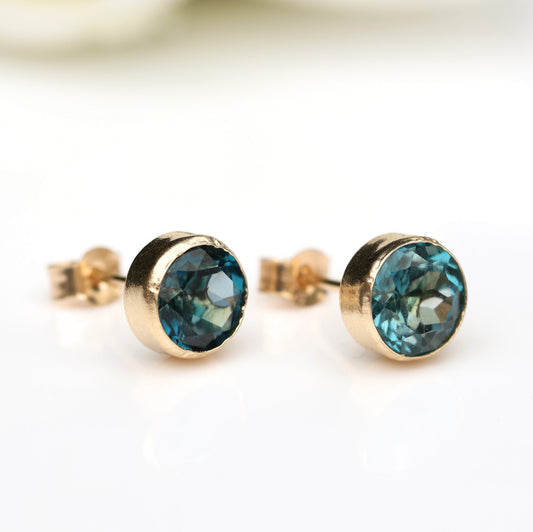 6mm Natural London Blue Topaz Yellow Gold Round Bezel Stud Earrings - December Birthstone